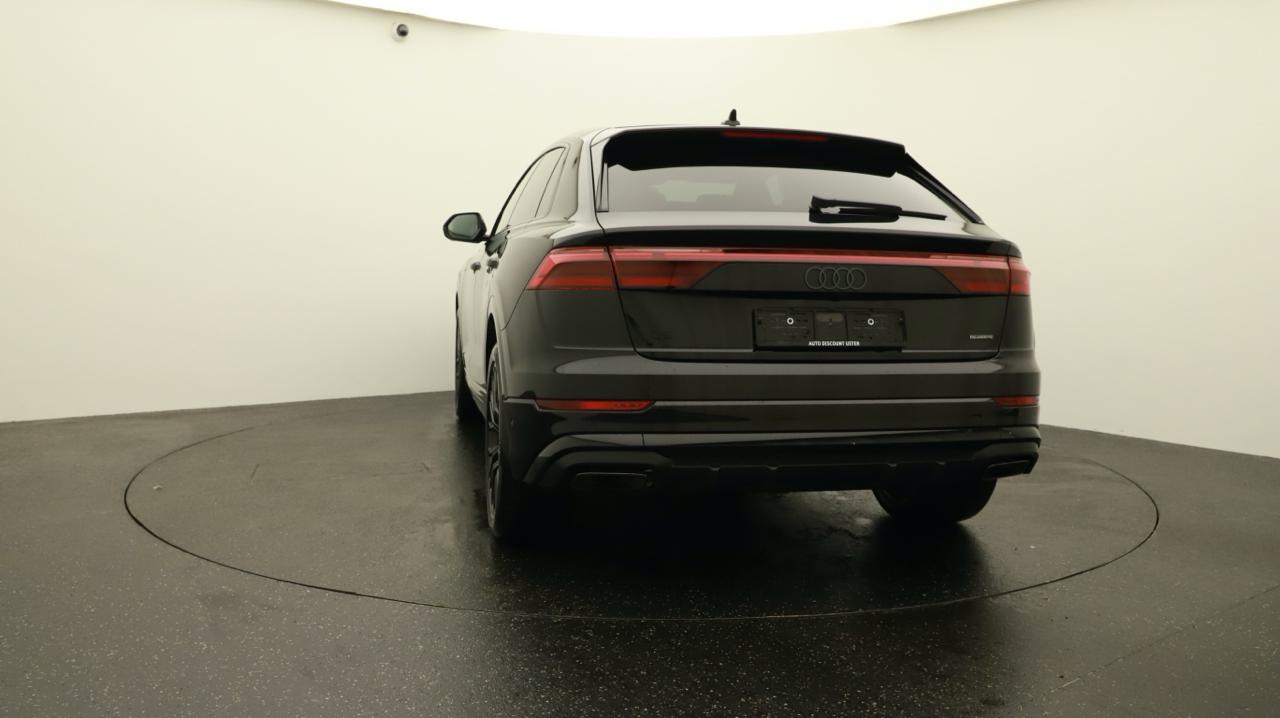 AUDI Q8 SUV TDI quattro 210 kW S line-showroom-element-3