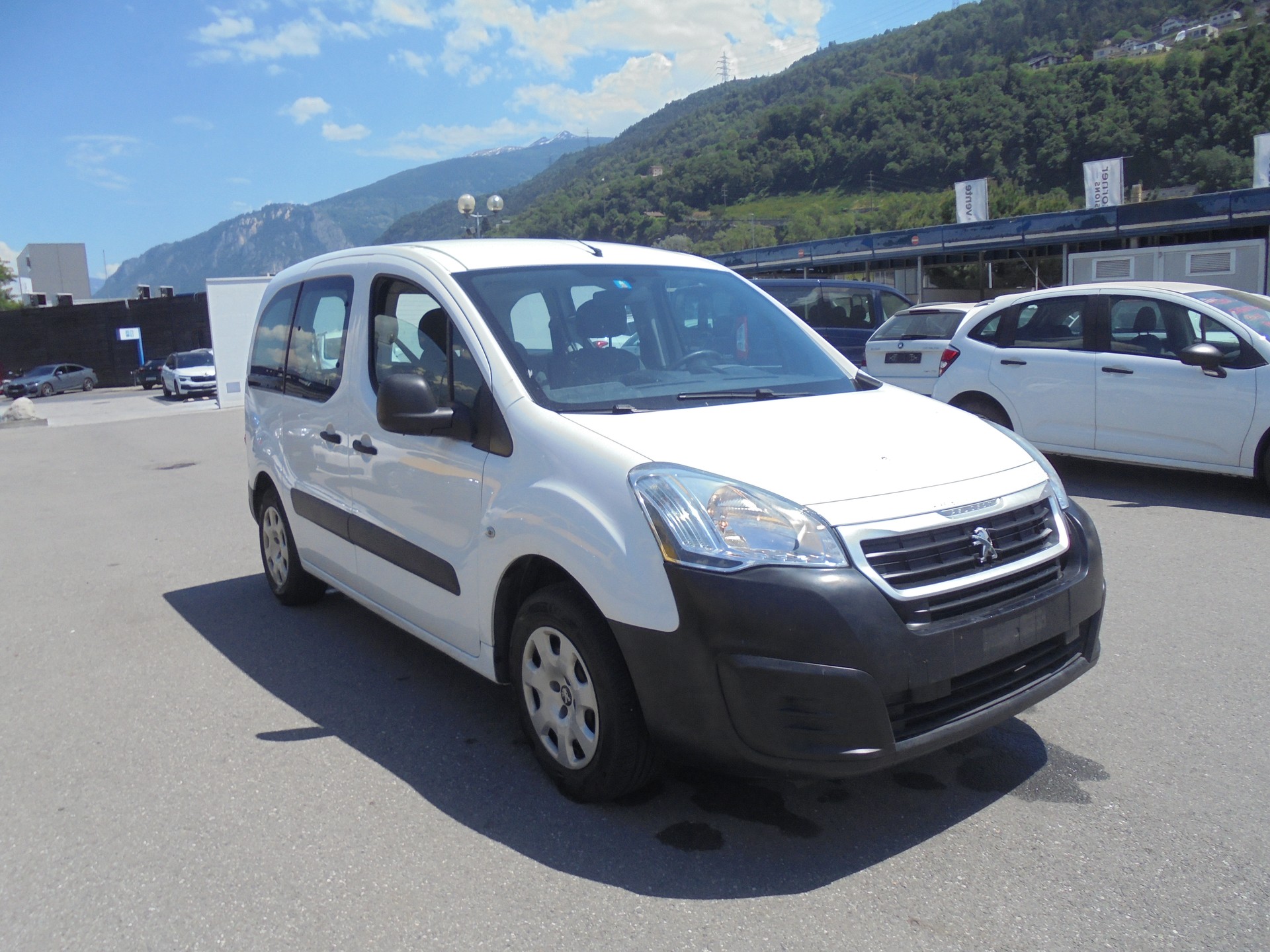 PEUGEOT Partner 1.6 VTi Active-image-2