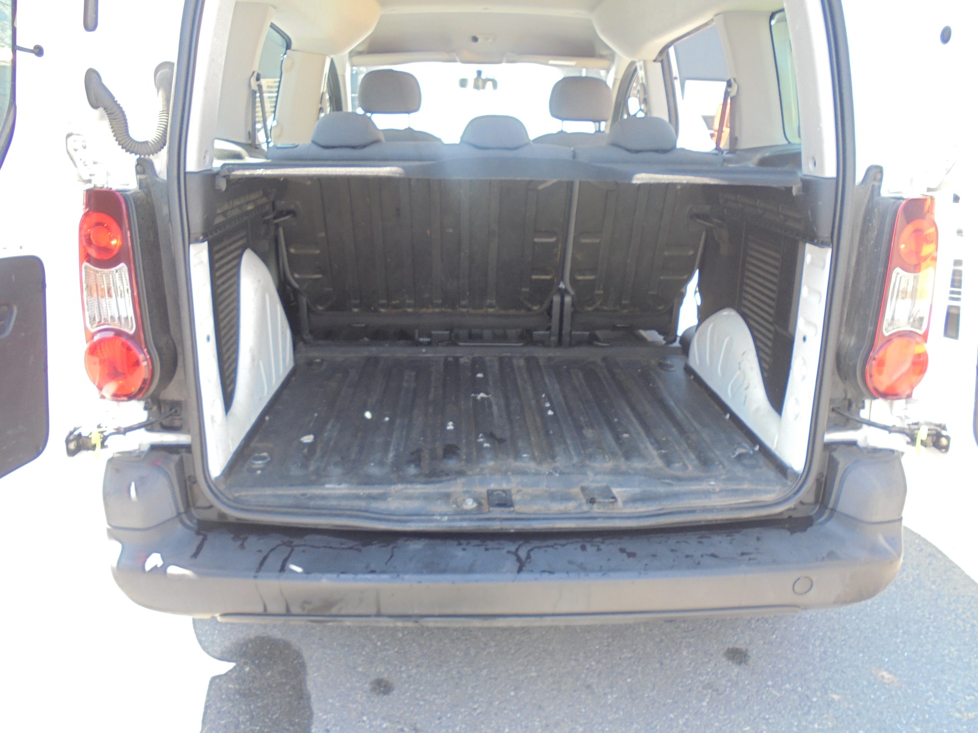 PEUGEOT Partner 1.6 VTi Active-image-6