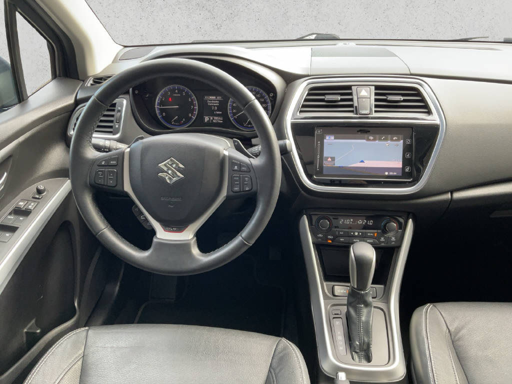 SUZUKI SX4 S-Cross 1.4 T Piz Sulai Top 4x4-image-10