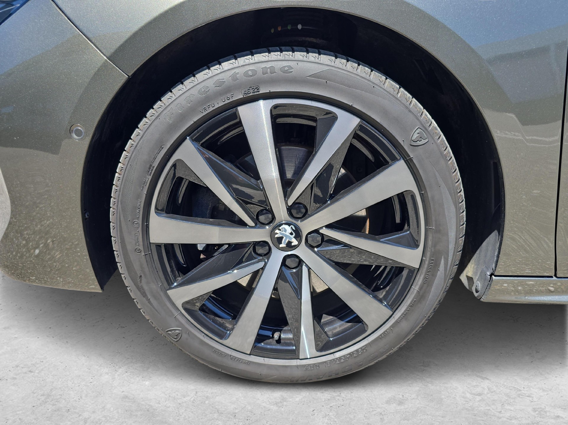PEUGEOT 508 SW 1.6 Plug-in Hybrid GT Line / ab 0,99% Leasing bei Abschluss einer Protect Autoversicherung-image-13