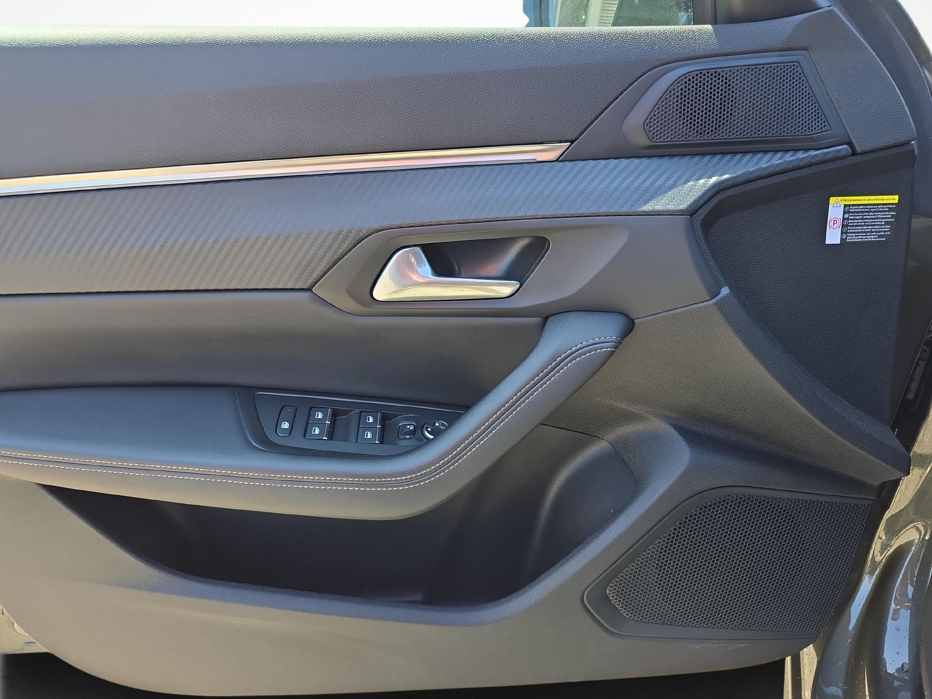 PEUGEOT 508 SW 1.6 Plug-in Hybrid GT Line / ab 0,99% Leasing bei Abschluss einer Protect Autoversicherung-image-14