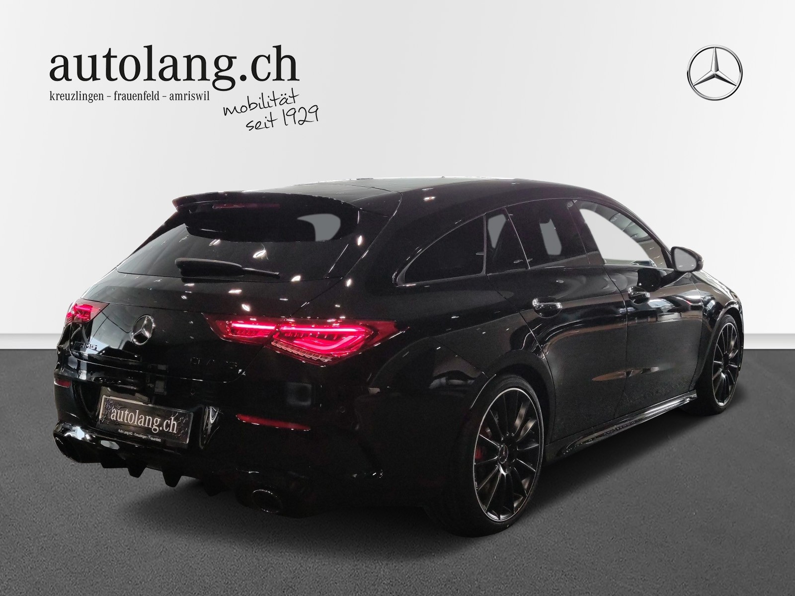 MERCEDES-BENZ CLA 35 AMG 4Matic Shooting Brake-showroom-element-3