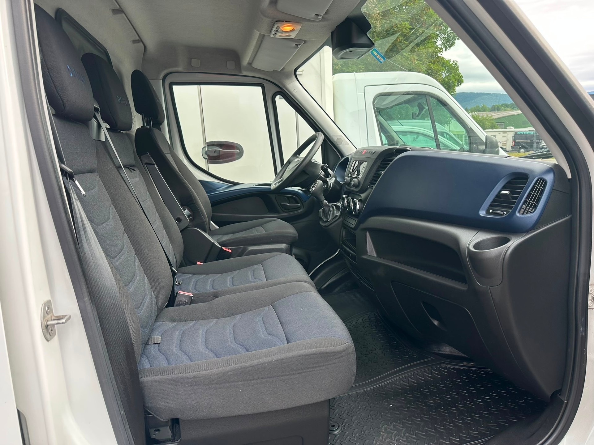IVECO 35 C 12 A8 SV-image-7