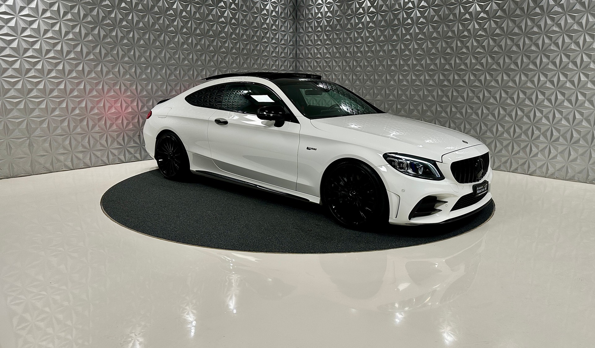 MERCEDES-BENZ C 43 AMG 4Matic 9G-tronic-showroom-element-2
