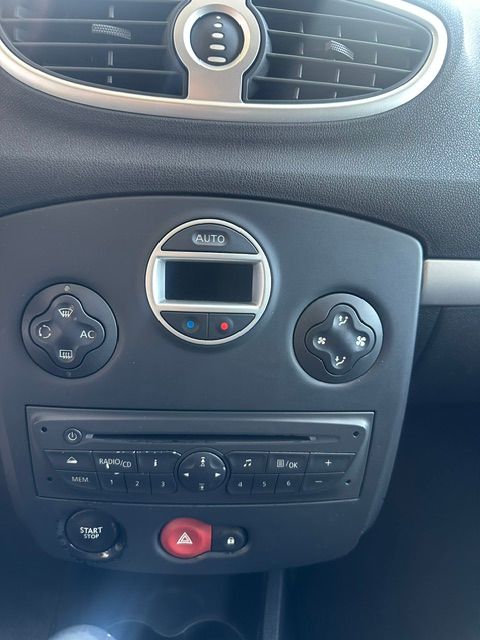 RENAULT Clio 1.2 16V Turbo Dynamique-image-14
