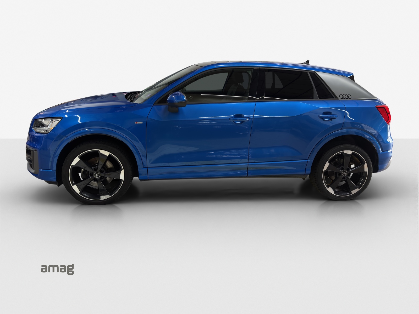 AUDI Q2 35 TFSI Sport Attraction S-tronic-showroom-element-1