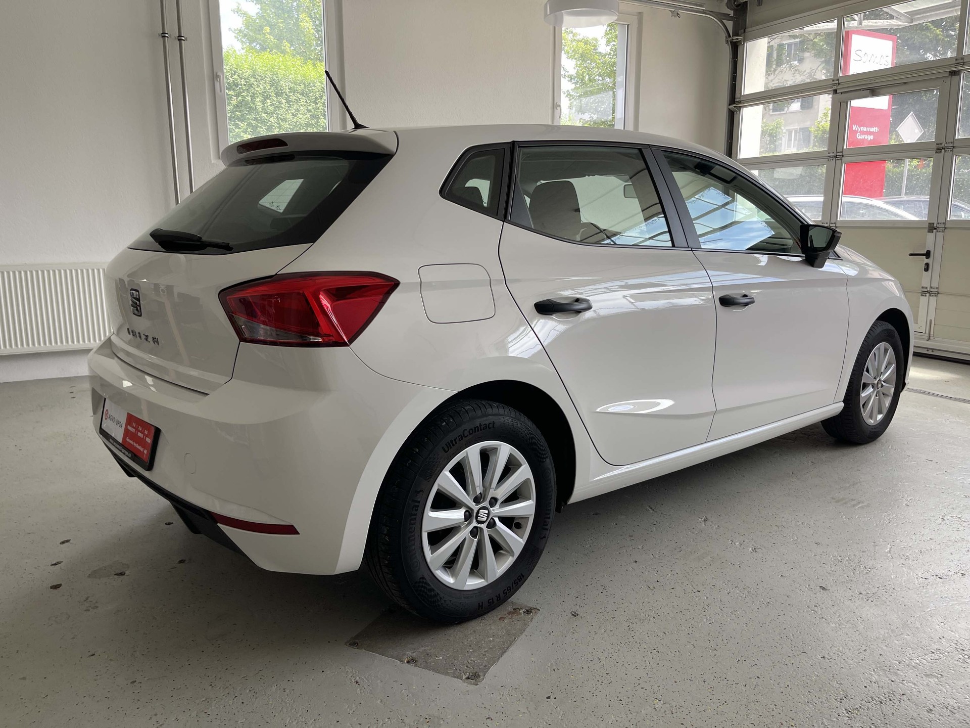SEAT Ibiza 1.0 TSI 95 Reference-image-4