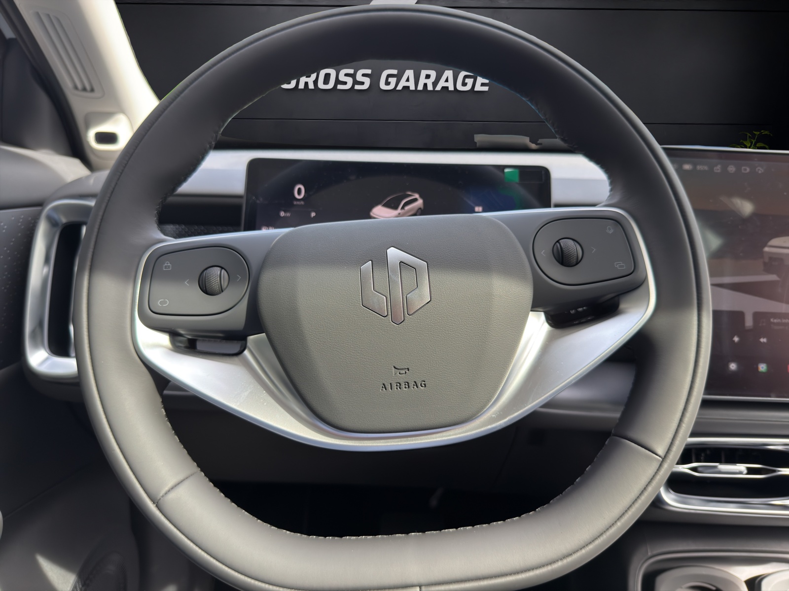 LEAPMOTOR B10 1.5 Hybrid EV-image-10