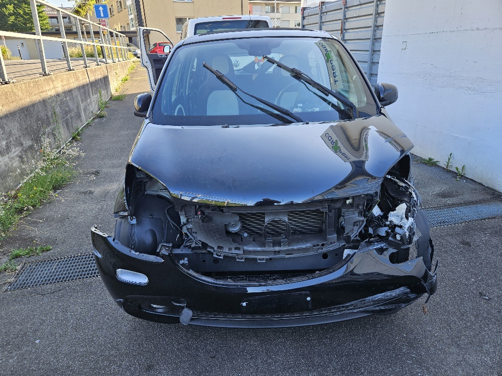 SMART forfour-showroom-element-1