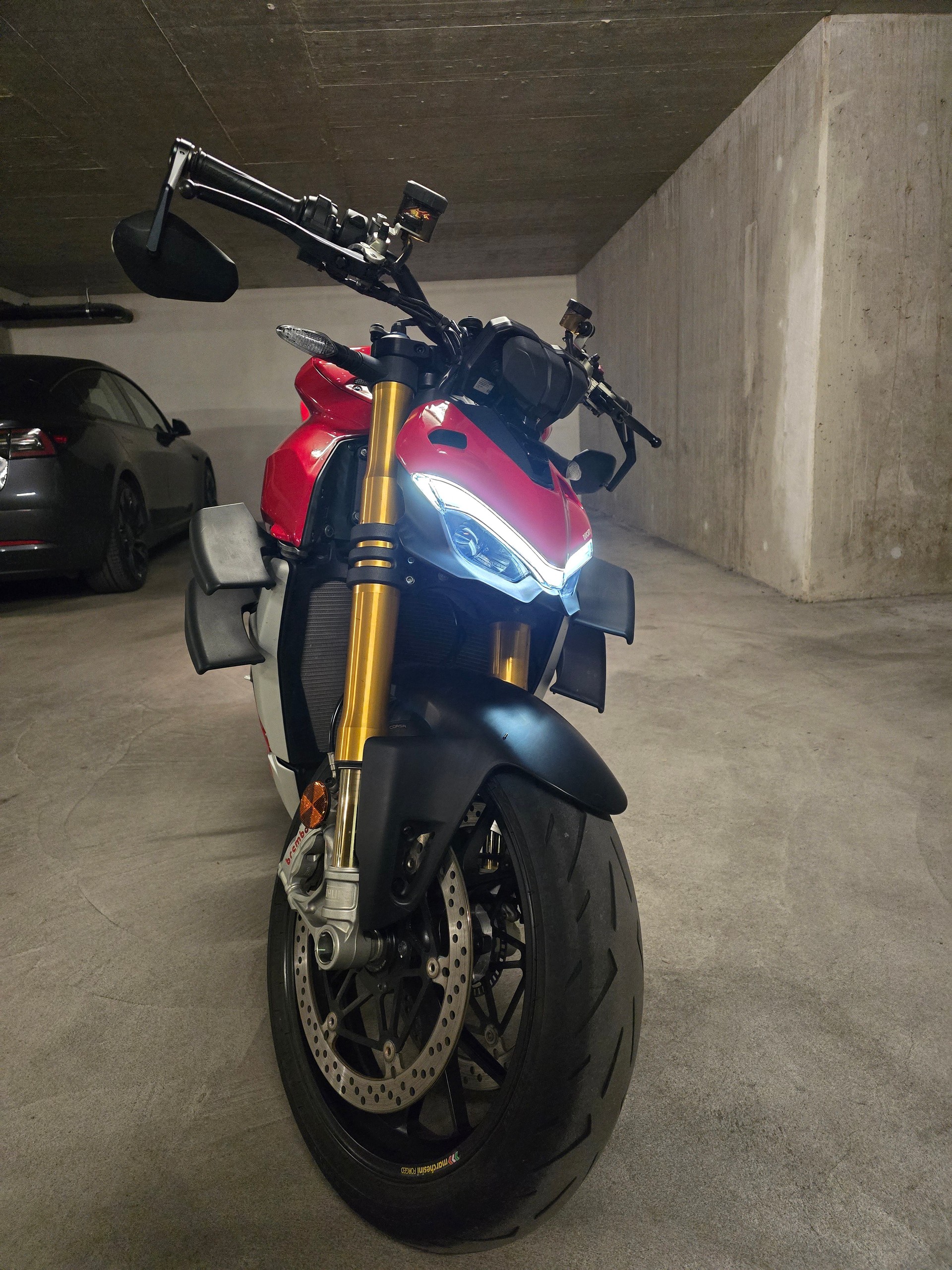 DUCATI Streetfighter V4 S-image-3
