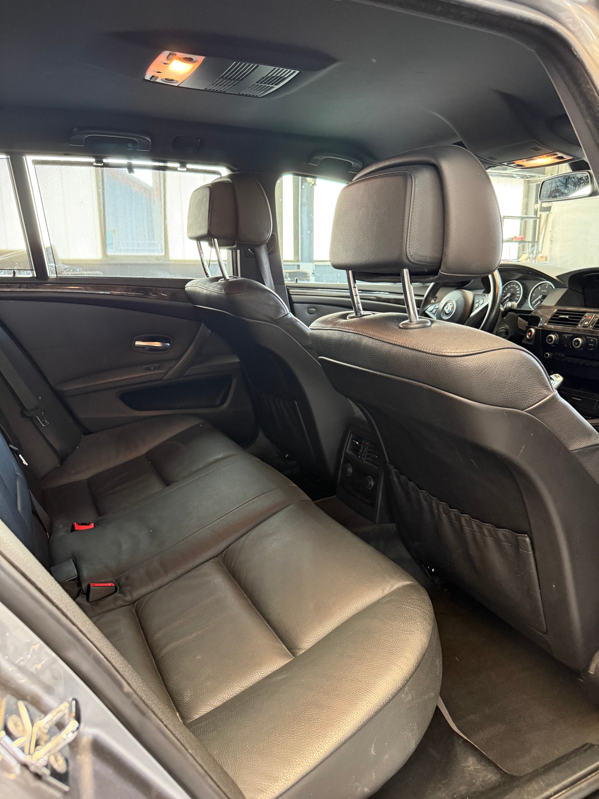 BMW 525xd Touring Steptronic Facelift (Edition)-image-8