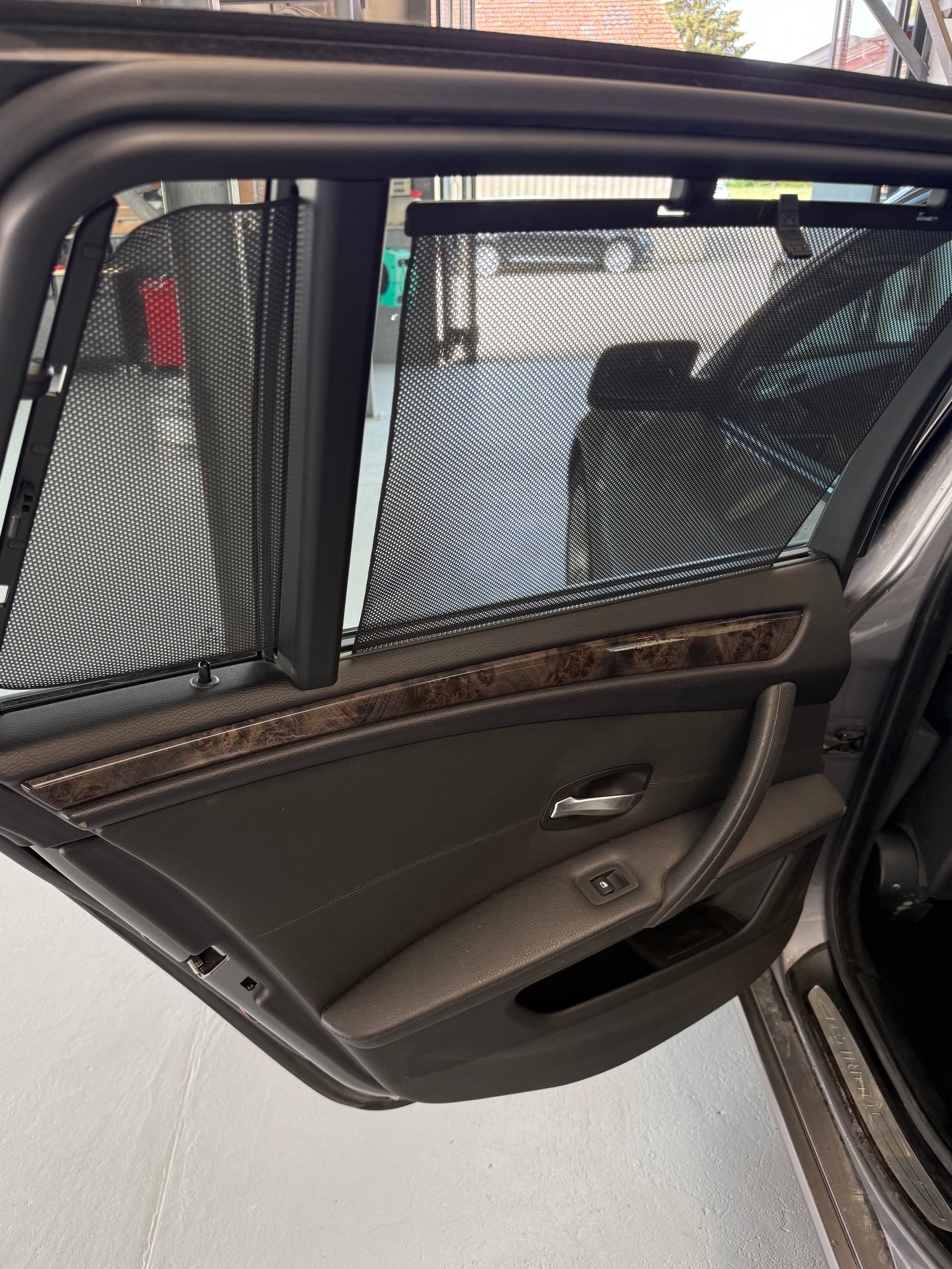 BMW 525xd Touring Steptronic Facelift (Edition)-image-10