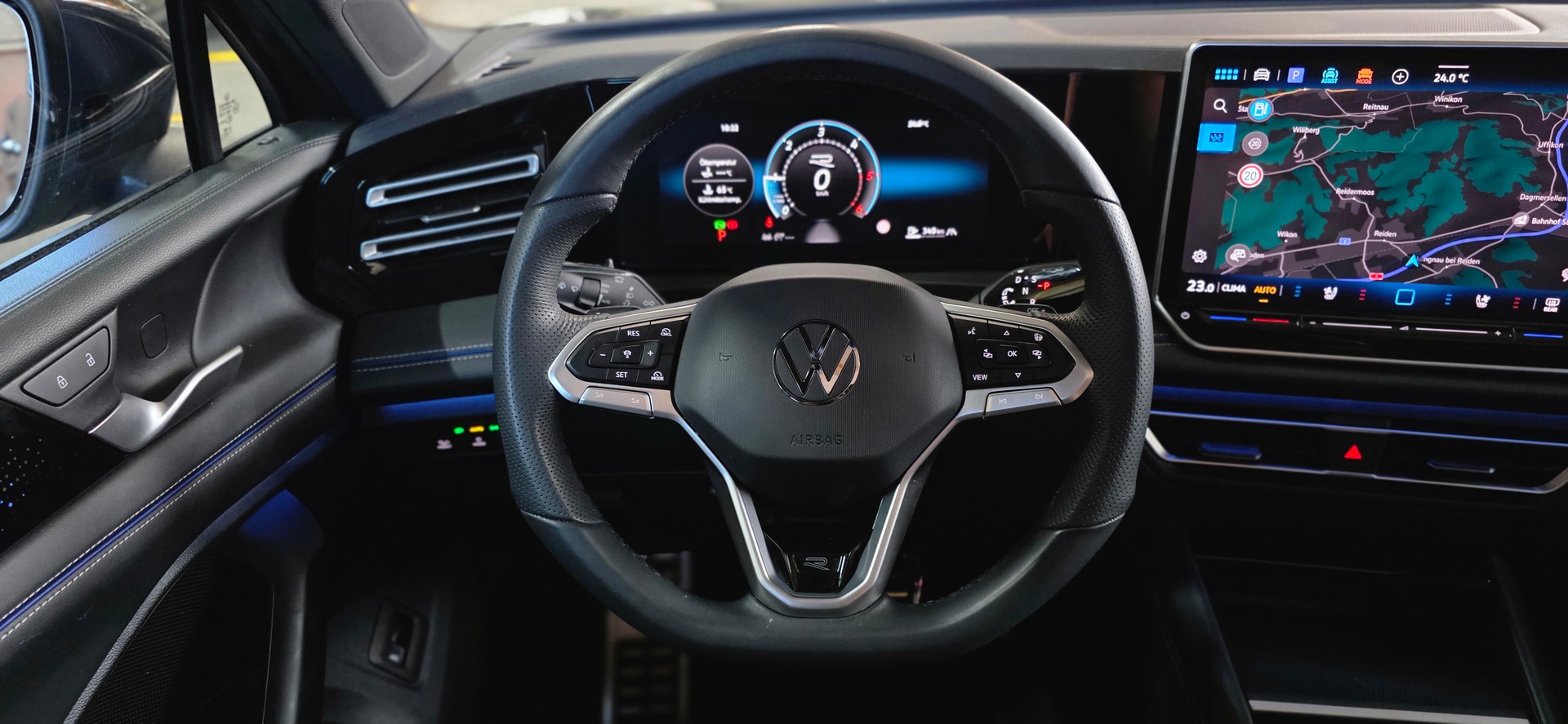 VW Tiguan 2.0 TDI SCR R-Line 4Motion DSG *360°Kamera*ACC/LaneAssist*Sitz-Lenkradheizung*Massagefunktion*Pamoramadach*-image-11