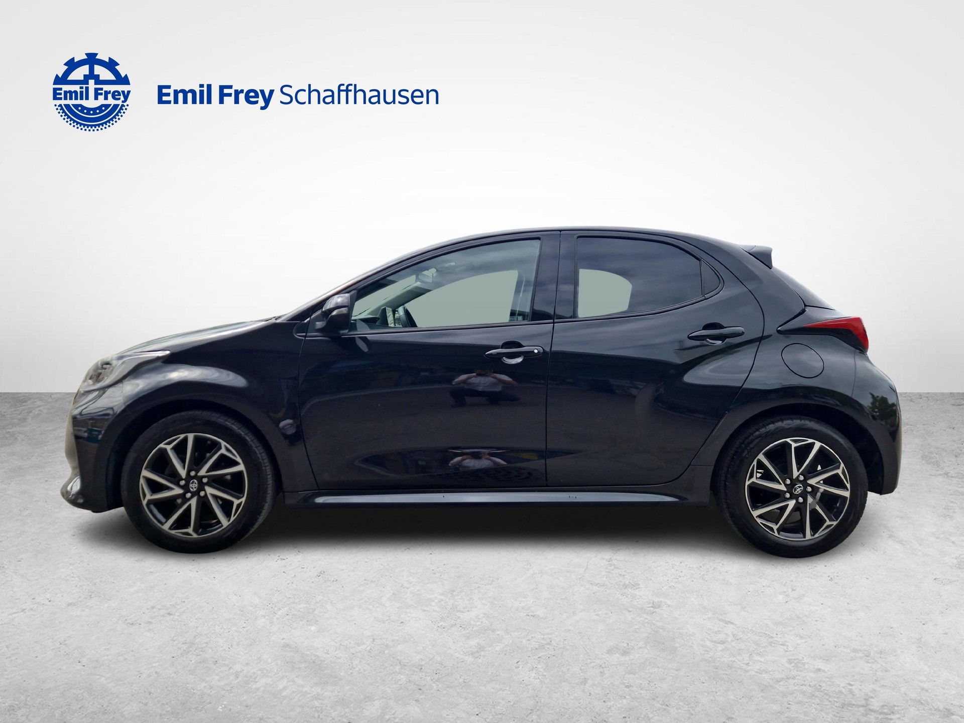 TOYOTA Yaris 1.5 VVT-iE Trend-showroom-element-1