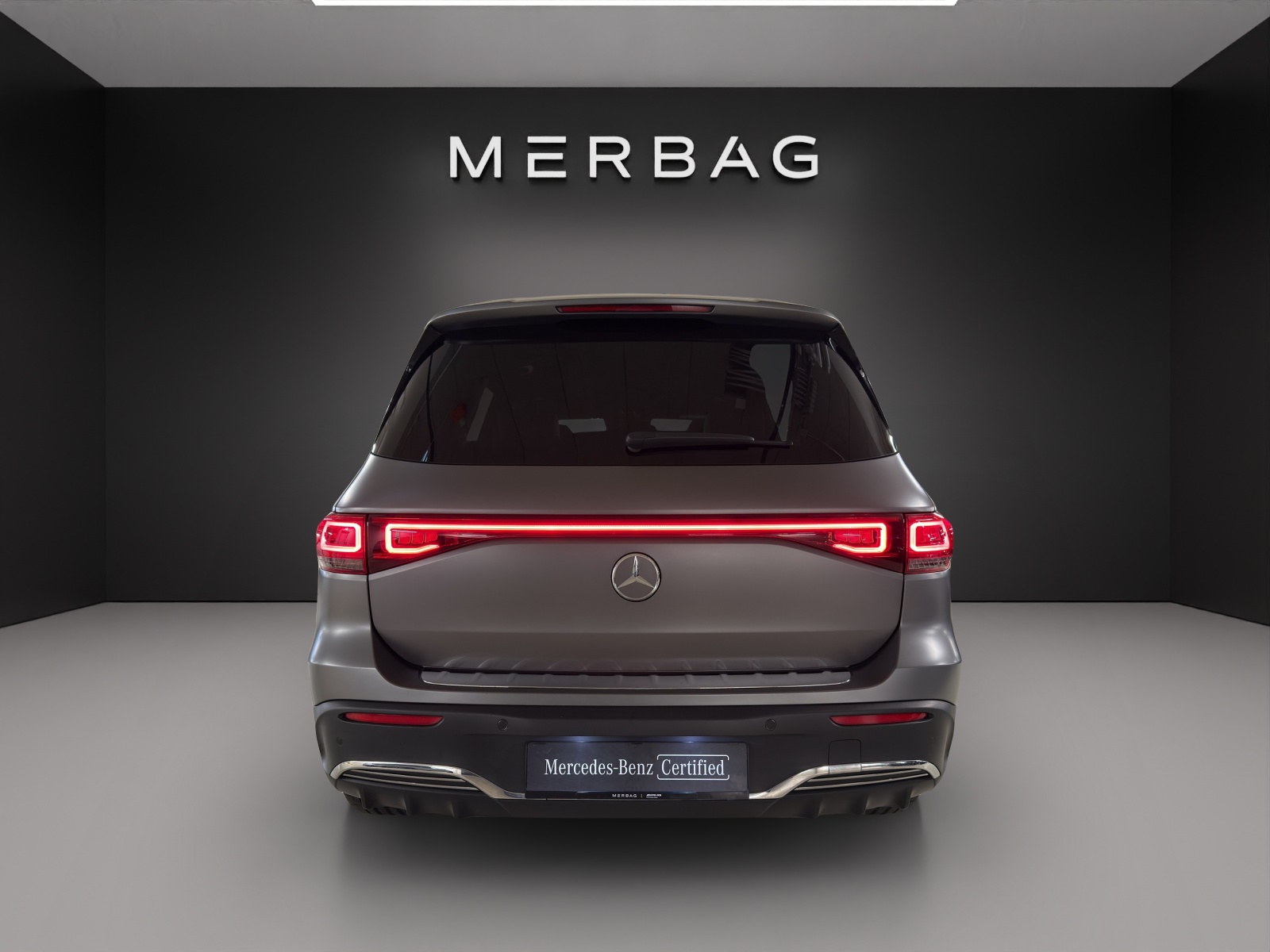 MERCEDES-BENZ EQB 350 AMG Line 4Matic-image-6