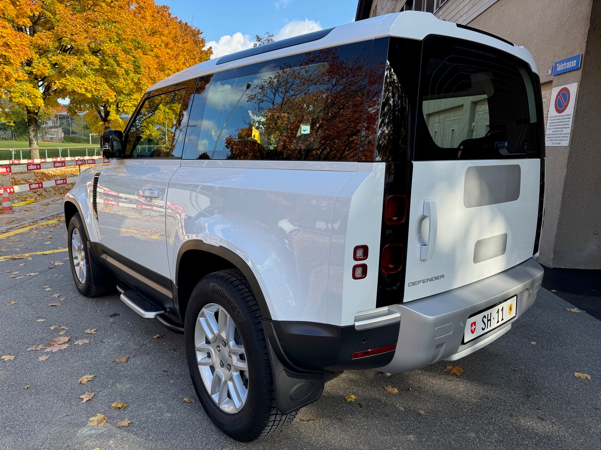 LAND ROVER 3.0 D I6 SE-image-1