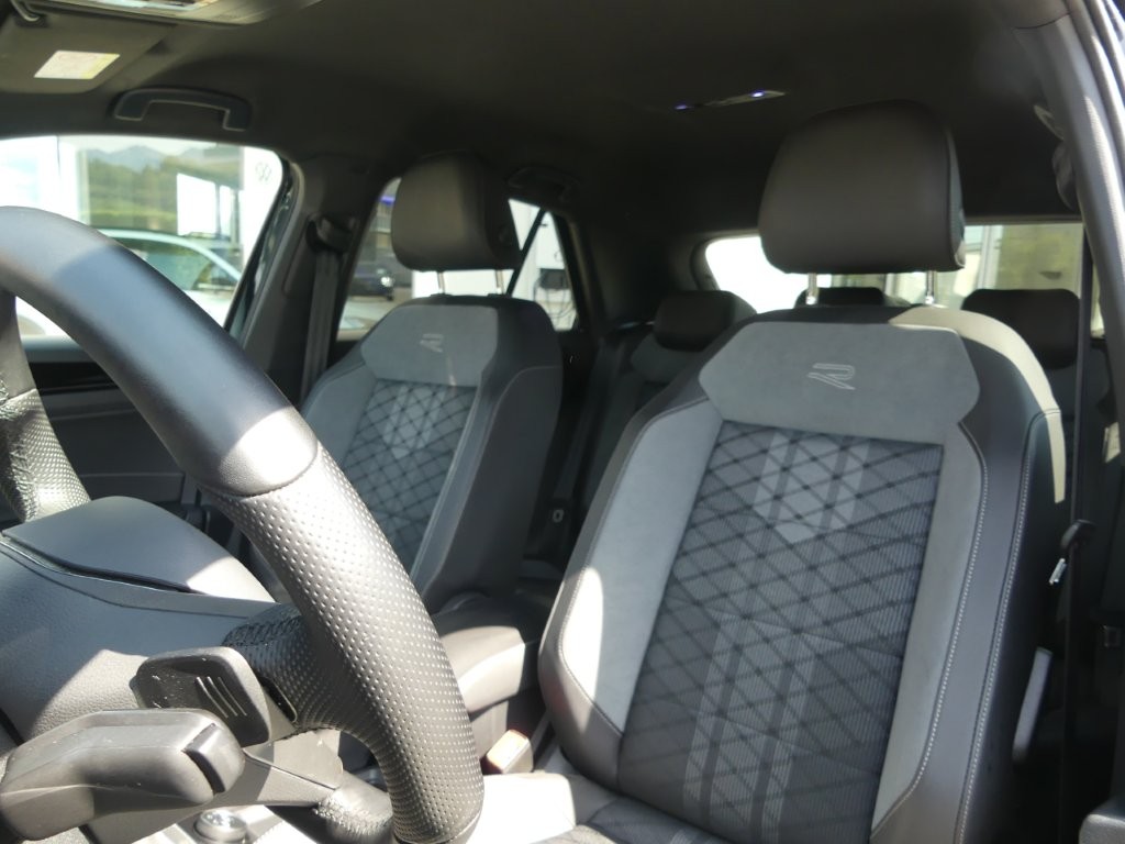 VW T-Roc 2.0 TSI R-Line DSG 4Motion-image-9