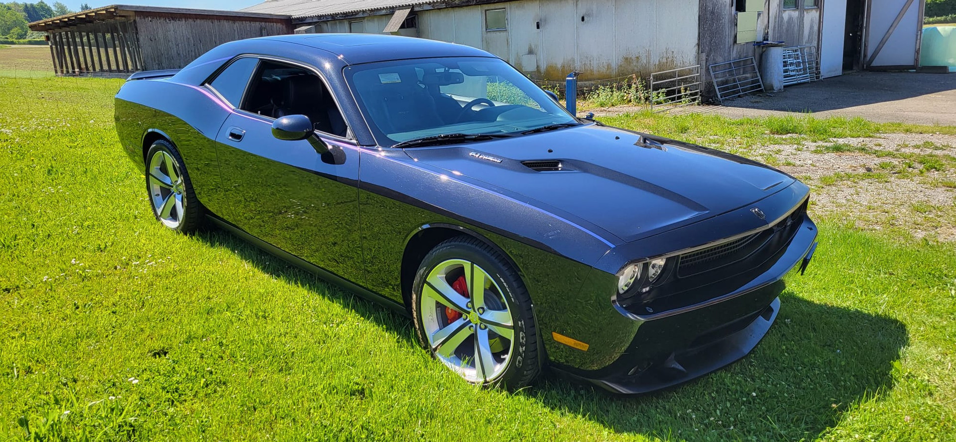 DODGE 6.1 HEMI SRT8-image-6