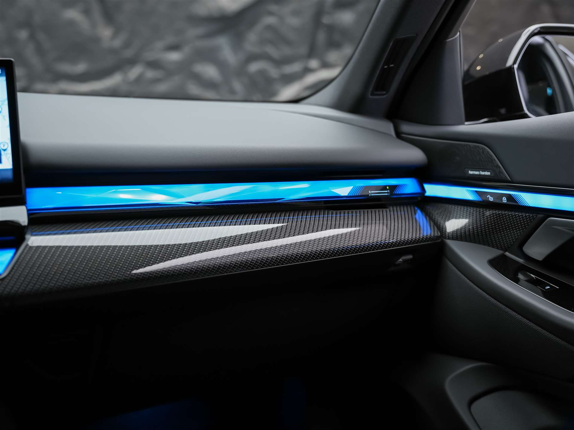 BMW 520i M Sport Steptronic *Abstandsregler*Sitzbelüftung*Harman/Kardon*Head Up*-image-22