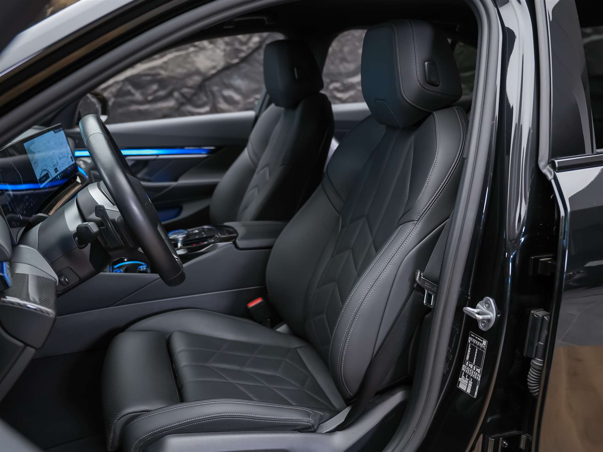 BMW 520i M Sport Steptronic *Abstandsregler*Sitzbelüftung*Harman/Kardon*Head Up*-image-9