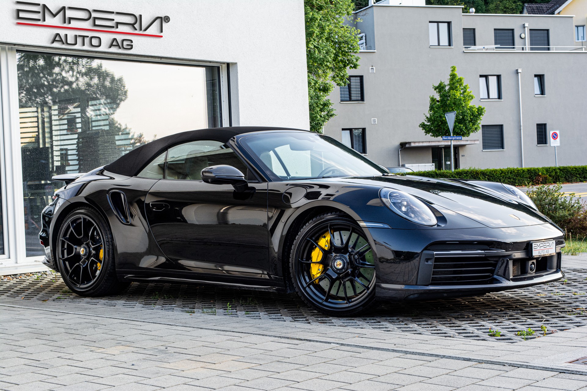 PORSCHE 911 Turbo S Cabriolet PDK-image-5