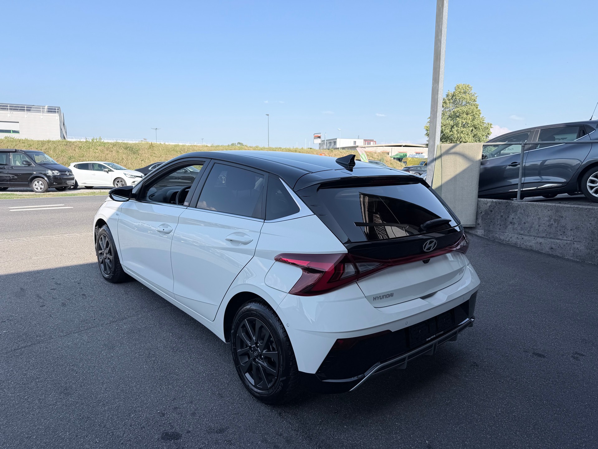 HYUNDAI i20 1.0 T-GDi Amplia 48V MH DCT+++120PS+++-showroom-element-1