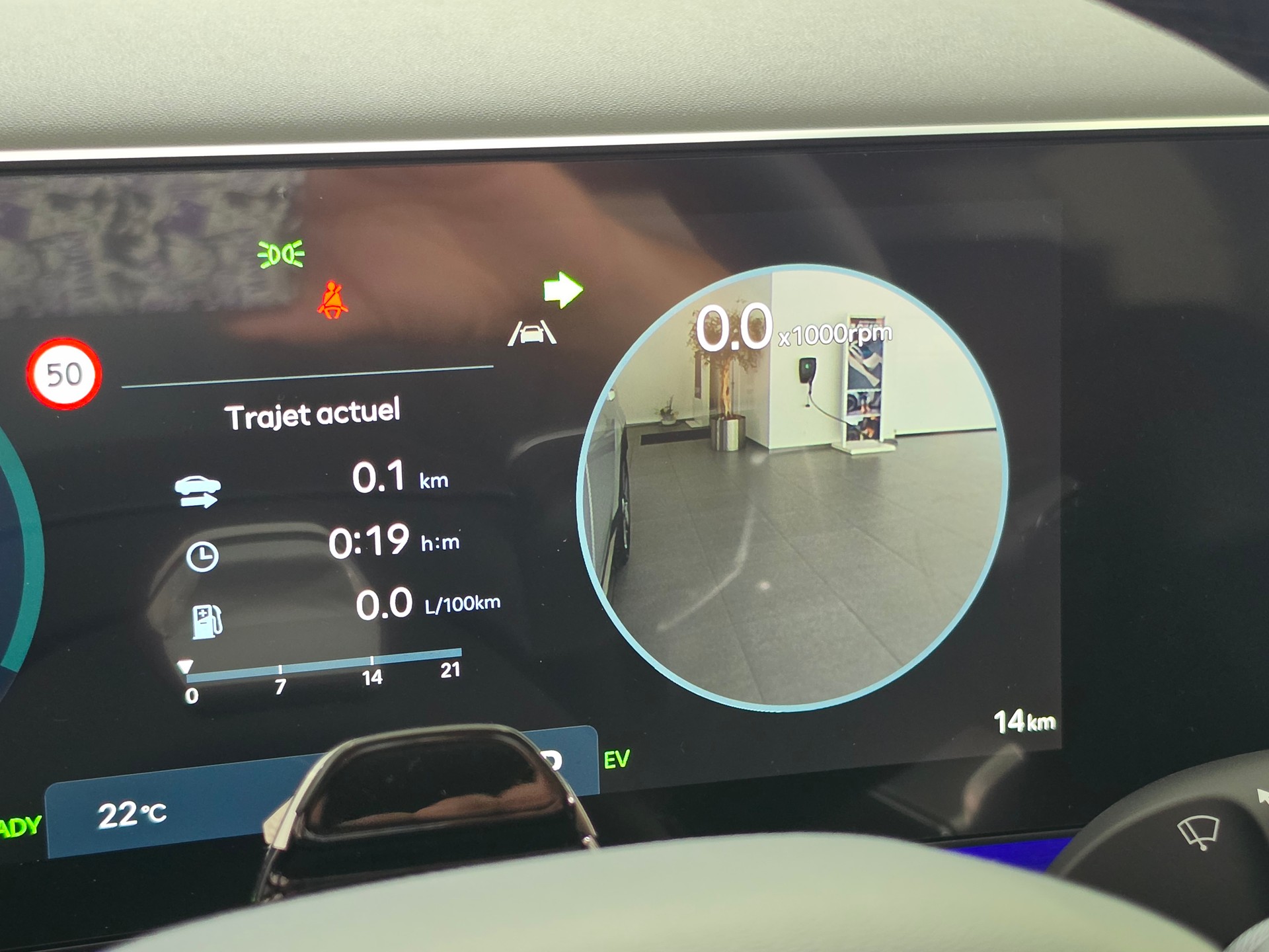 HYUNDAI Santa Fe 1.6 HEV Vert 4WD-image-5
