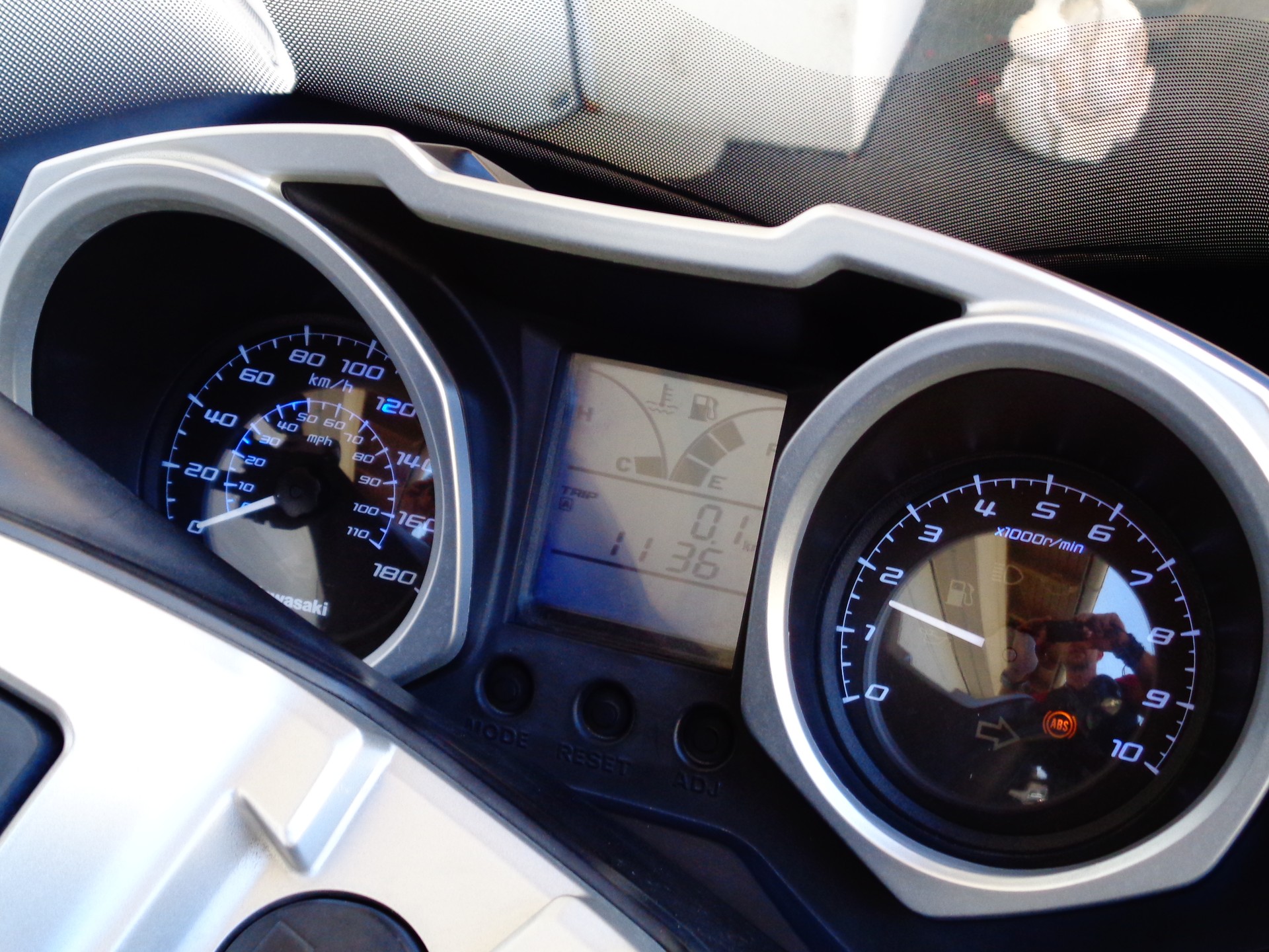 KAWASAKI J 300 SE ABS-image-3