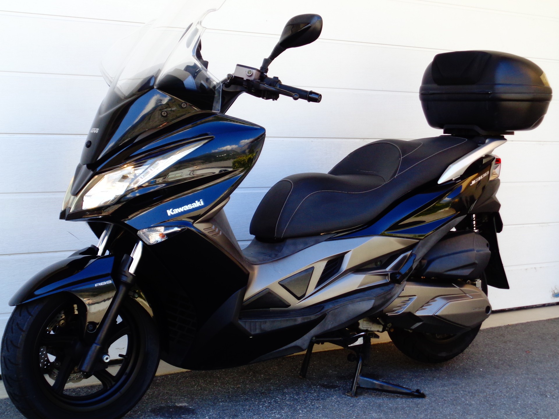 KAWASAKI J 300 SE ABS-image-9