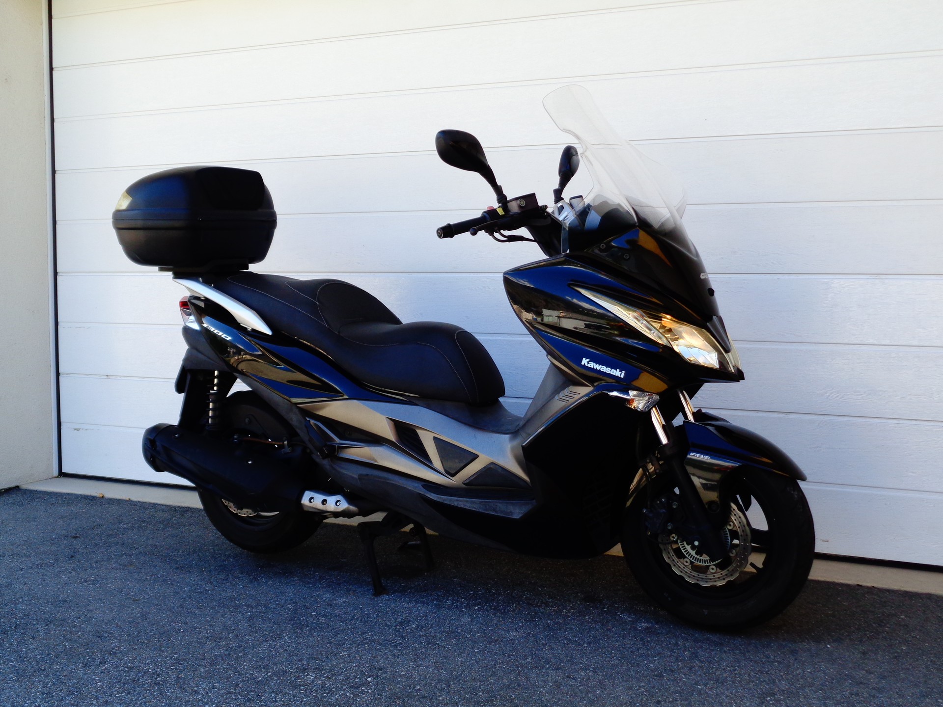 KAWASAKI J 300 SE ABS-image-0
