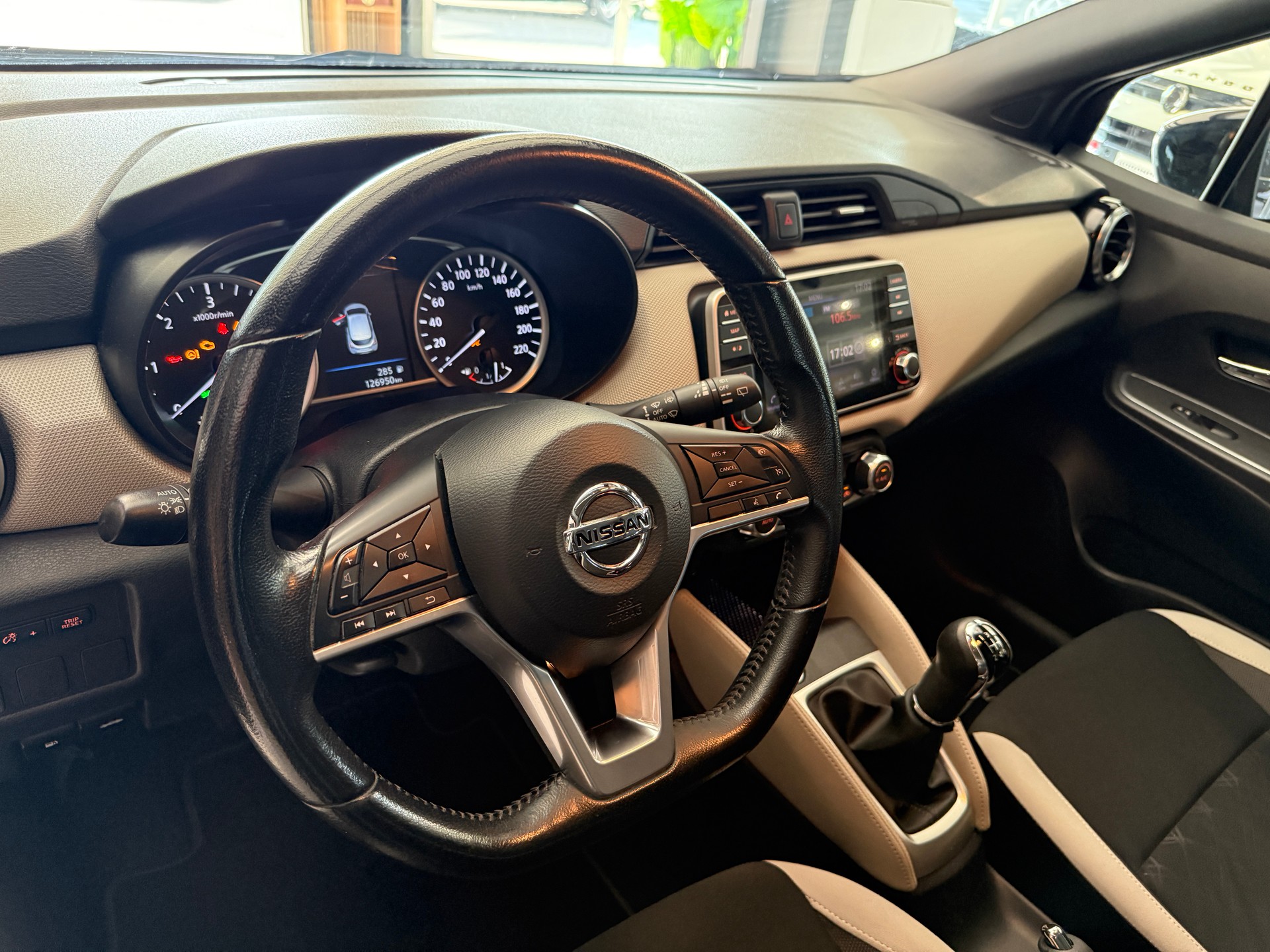 NISSAN Micra 1.5 dCi Acenta-image-5