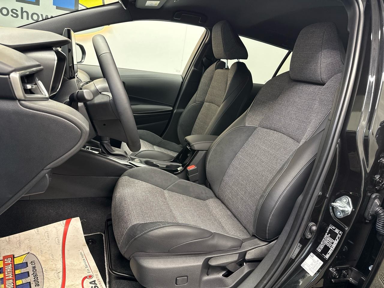 TOYOTA Corolla TS 1.8 HSD Sportline e-CVT 140HP-showroom-element-3