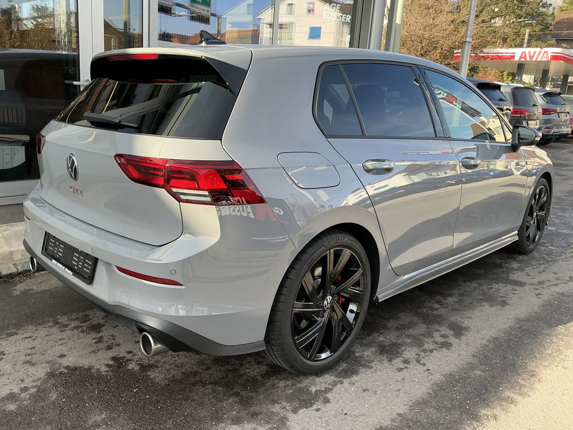VW Golf 2.0 TSI GTI *** BLACK STYLE & HANDSCHALTUNG !!! ***-showroom-element-3