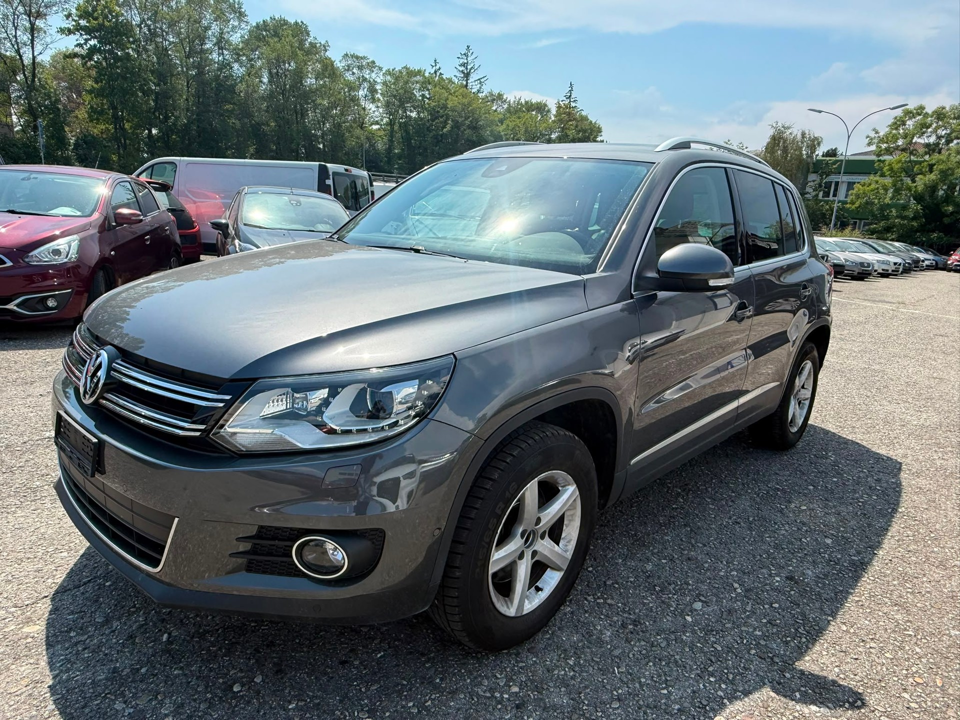 VW Tiguan 2.0 TSI Track&Style 4Motion DSG-image-2