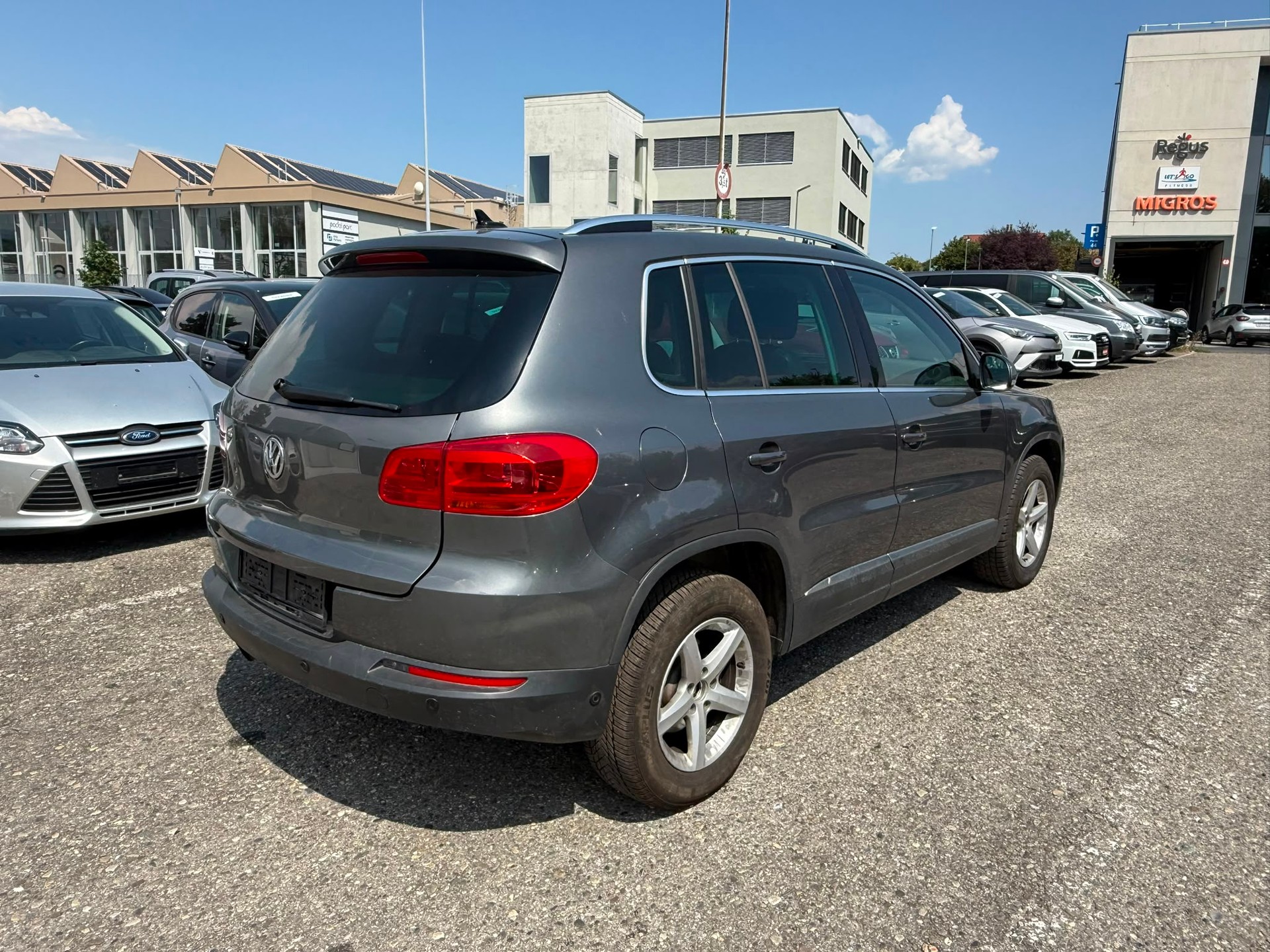 VW Tiguan 2.0 TSI Track&Style 4Motion DSG-image-1
