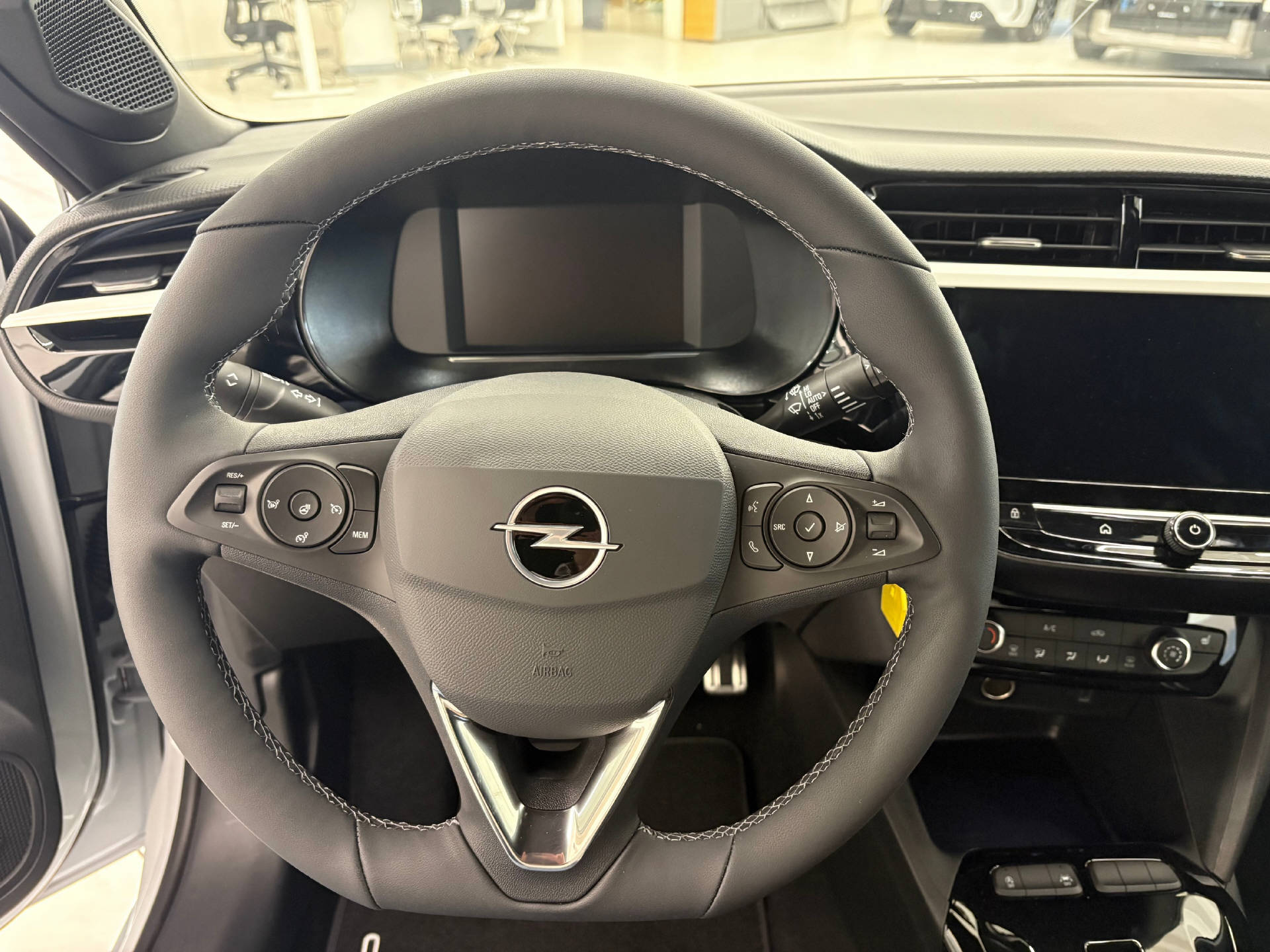 OPEL Corsa 1.2 T Hybrid Viva-image-8