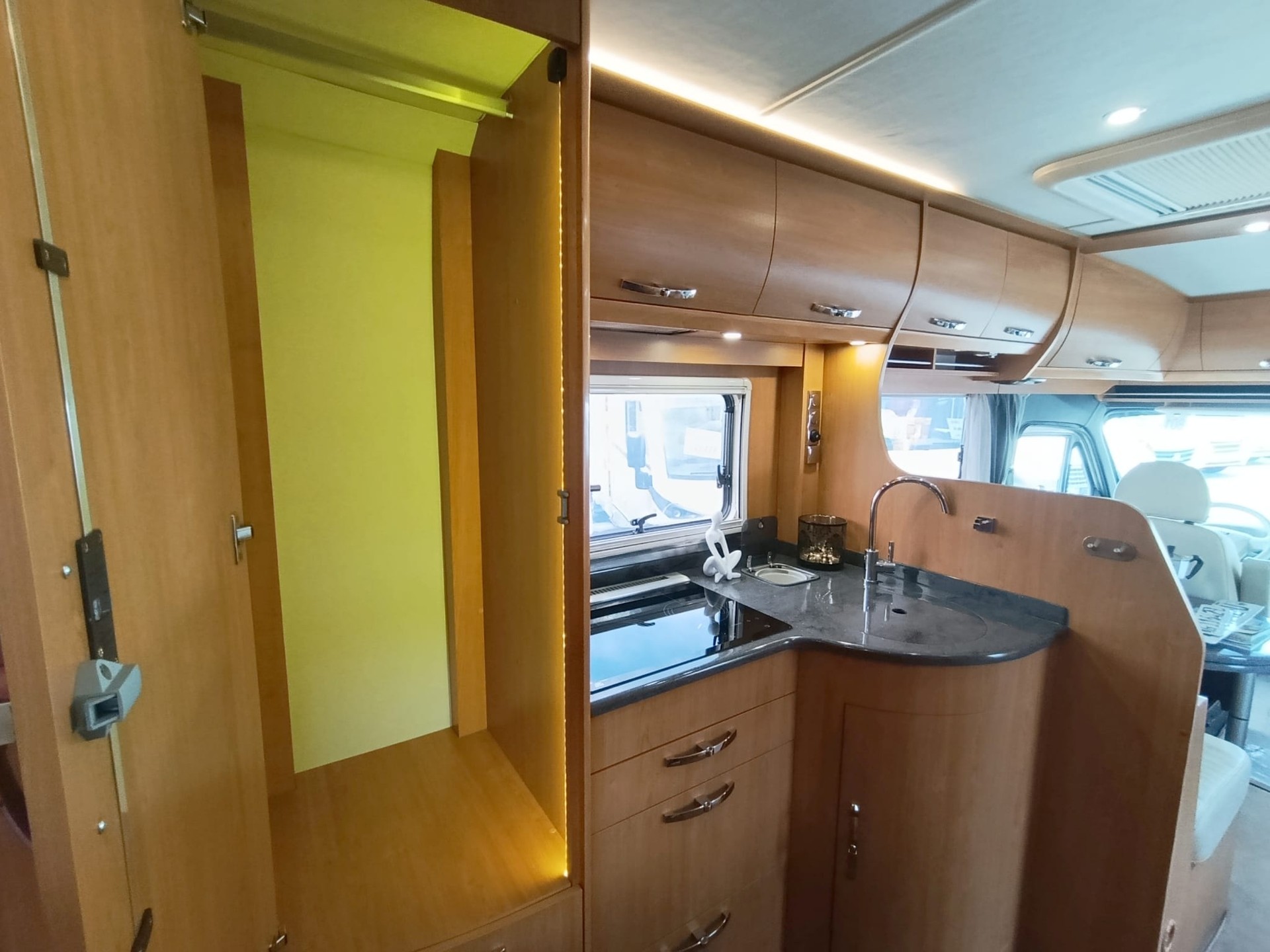 STARLINER 20 IV ***vollen Komfort für spontane Reisen – einfach einsteigen und losfahren ***-image-18