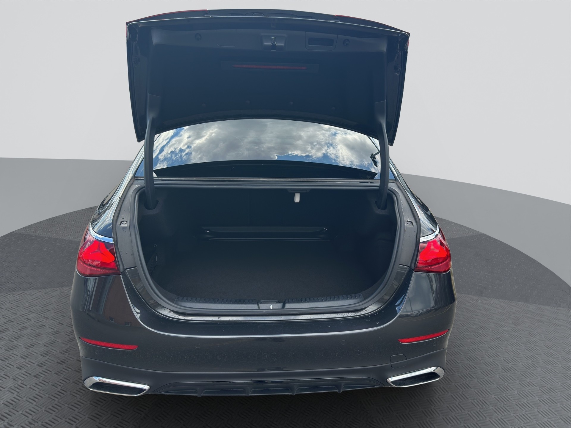MERCEDES-BENZ E 200 9G-Tronic AMG Line Night-image-13