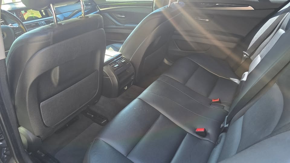 BMW 520d Touring xDrive Steptronic-image-9