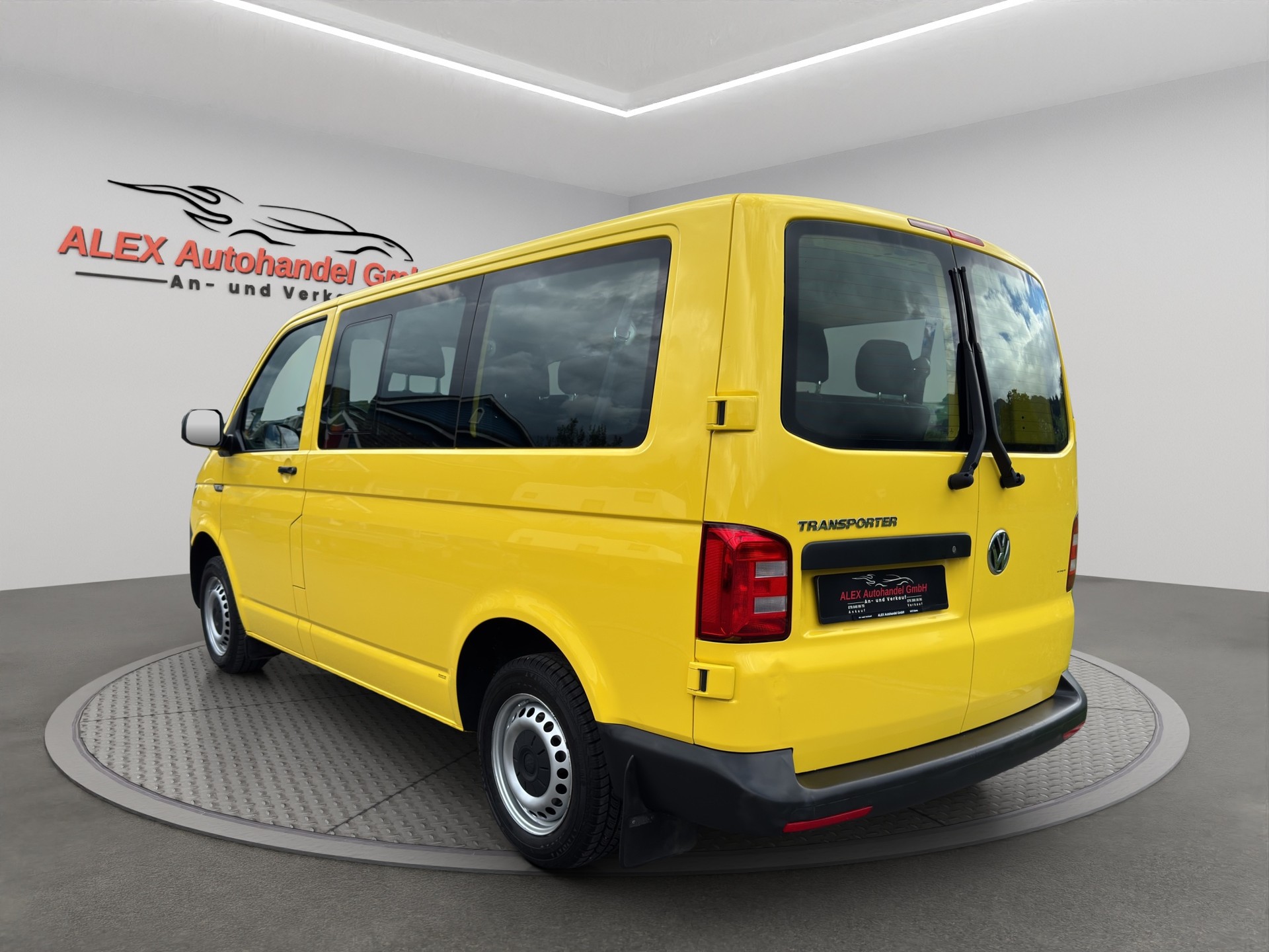 VW T6 Caravelle 2.0 TDI Trendline 9 Plätzer-image-3