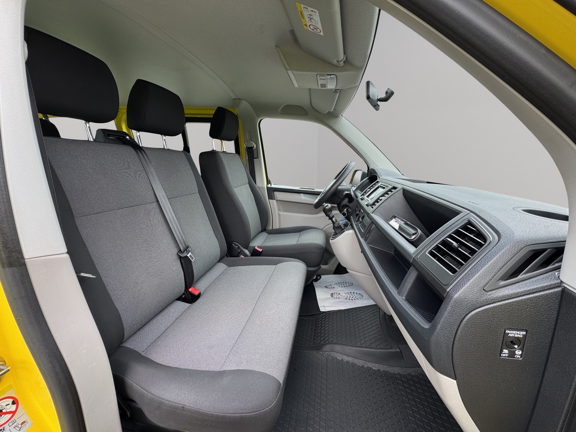 VW T6 Caravelle 2.0 TDI Trendline 9 Plätzer-image-10
