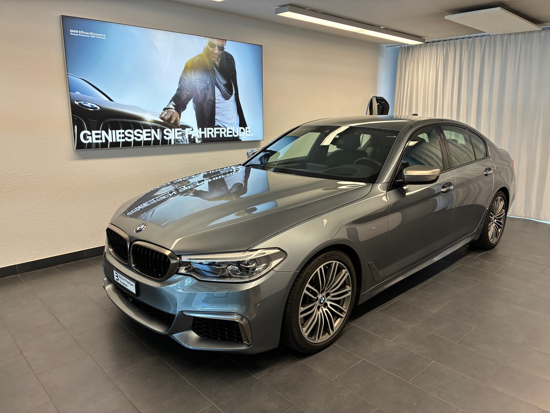 BMW M550i xDrive Limousine