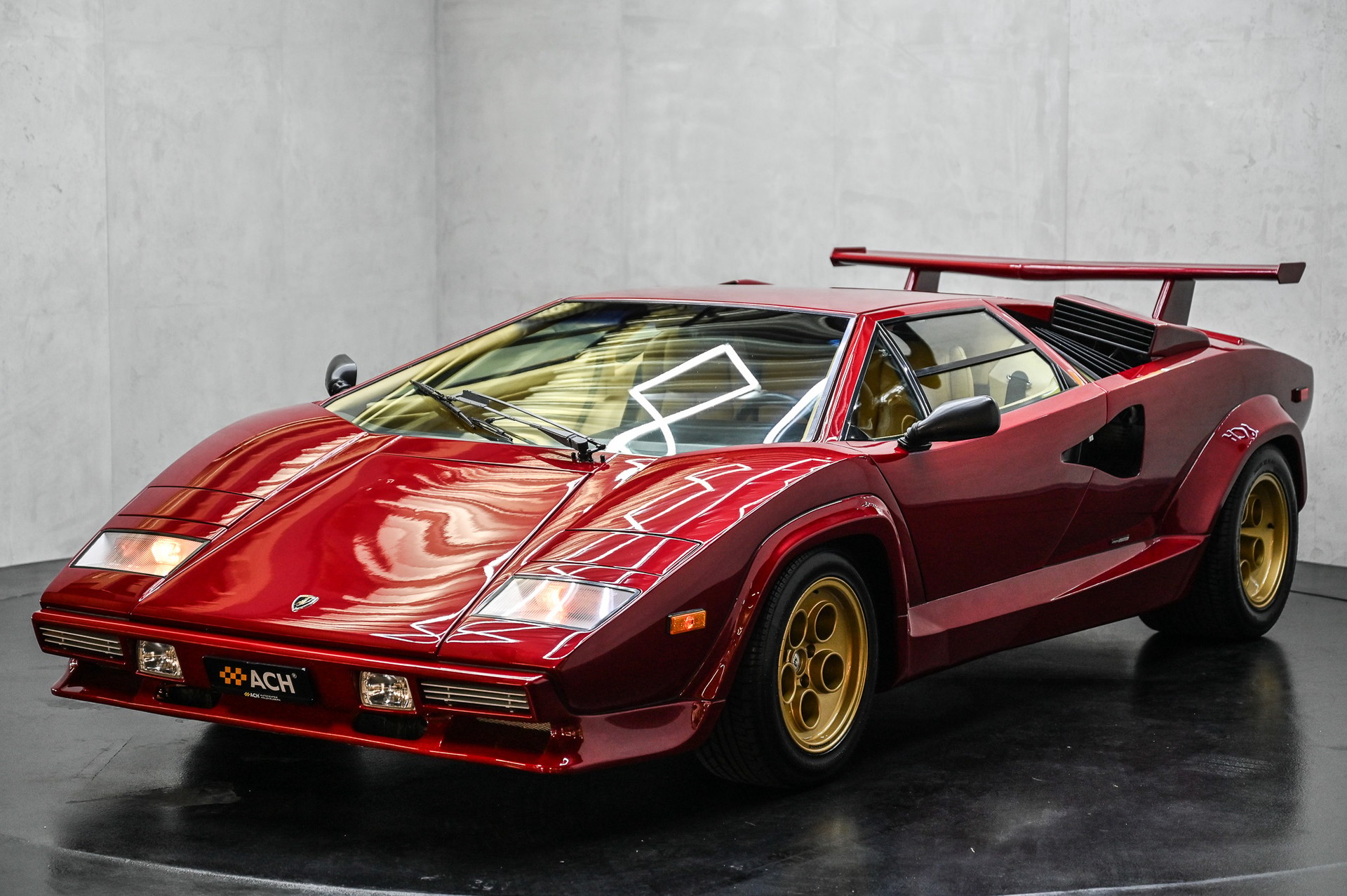 LAMBORGHINI Countach 5000 QV-showroom-element-2