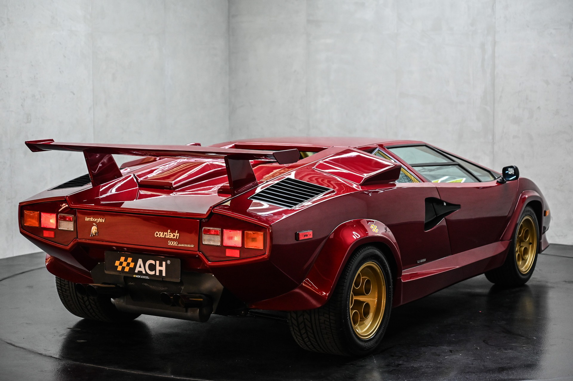 LAMBORGHINI Countach 5000 QV-image-11