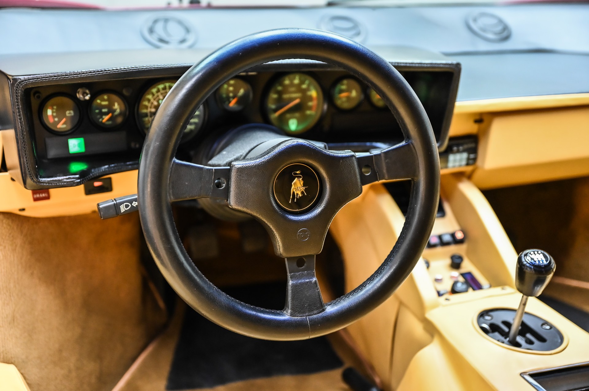 LAMBORGHINI Countach 5000 QV-image-33