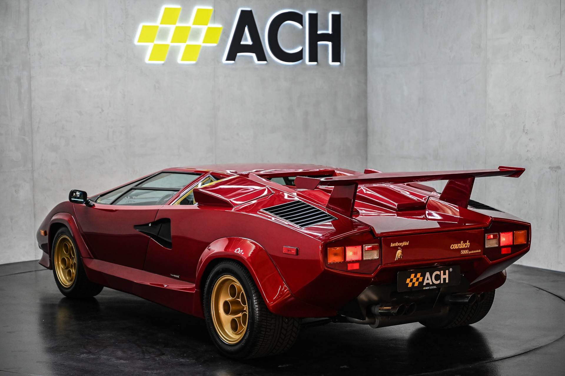 LAMBORGHINI Countach 5000 QV-image-9