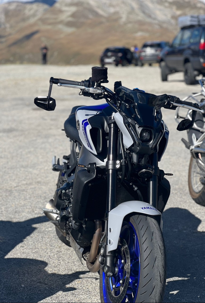 YAMAHA MT-09-image-0