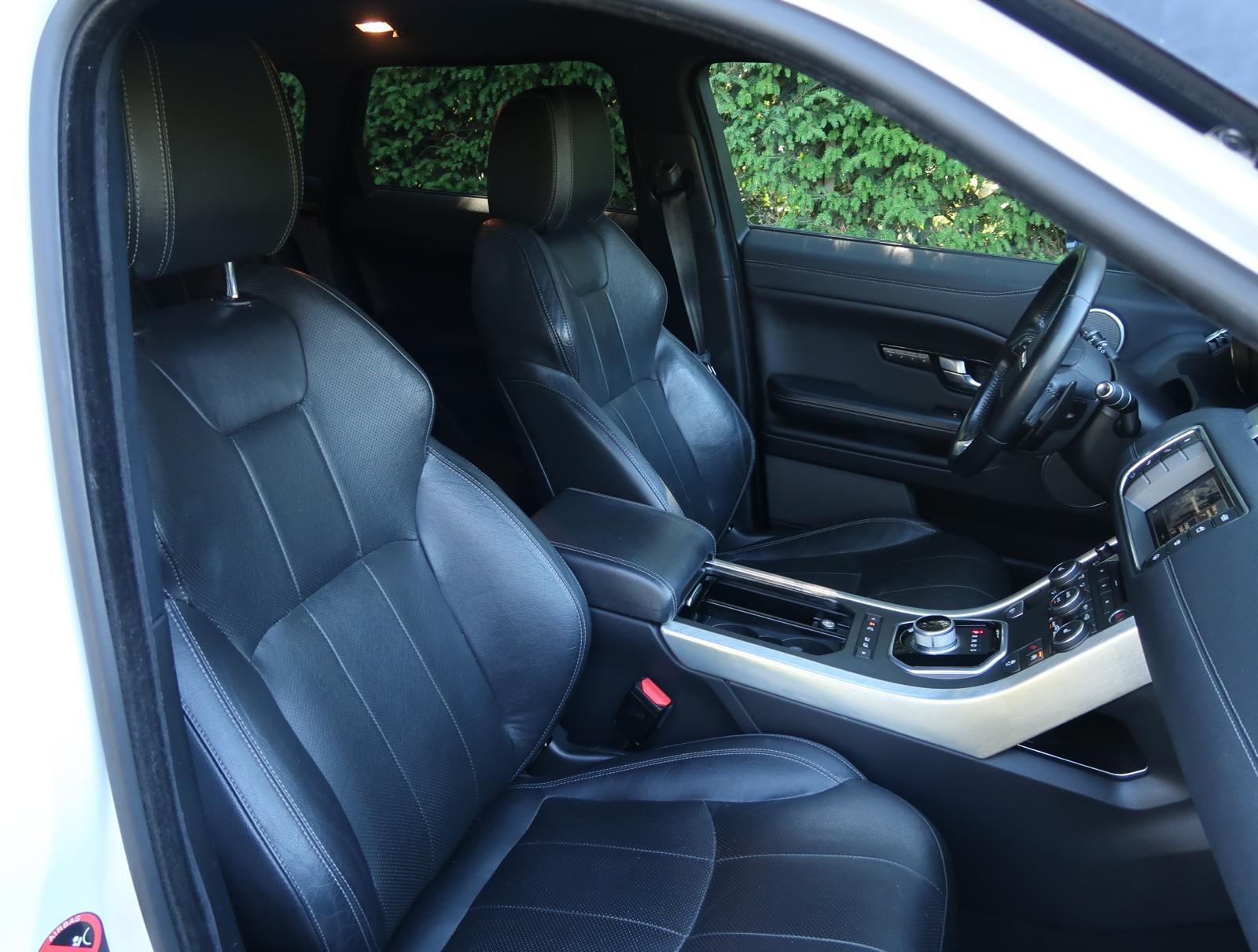LAND ROVER Evoque 2.0 TD4 SE Dynamic AT9-image-11