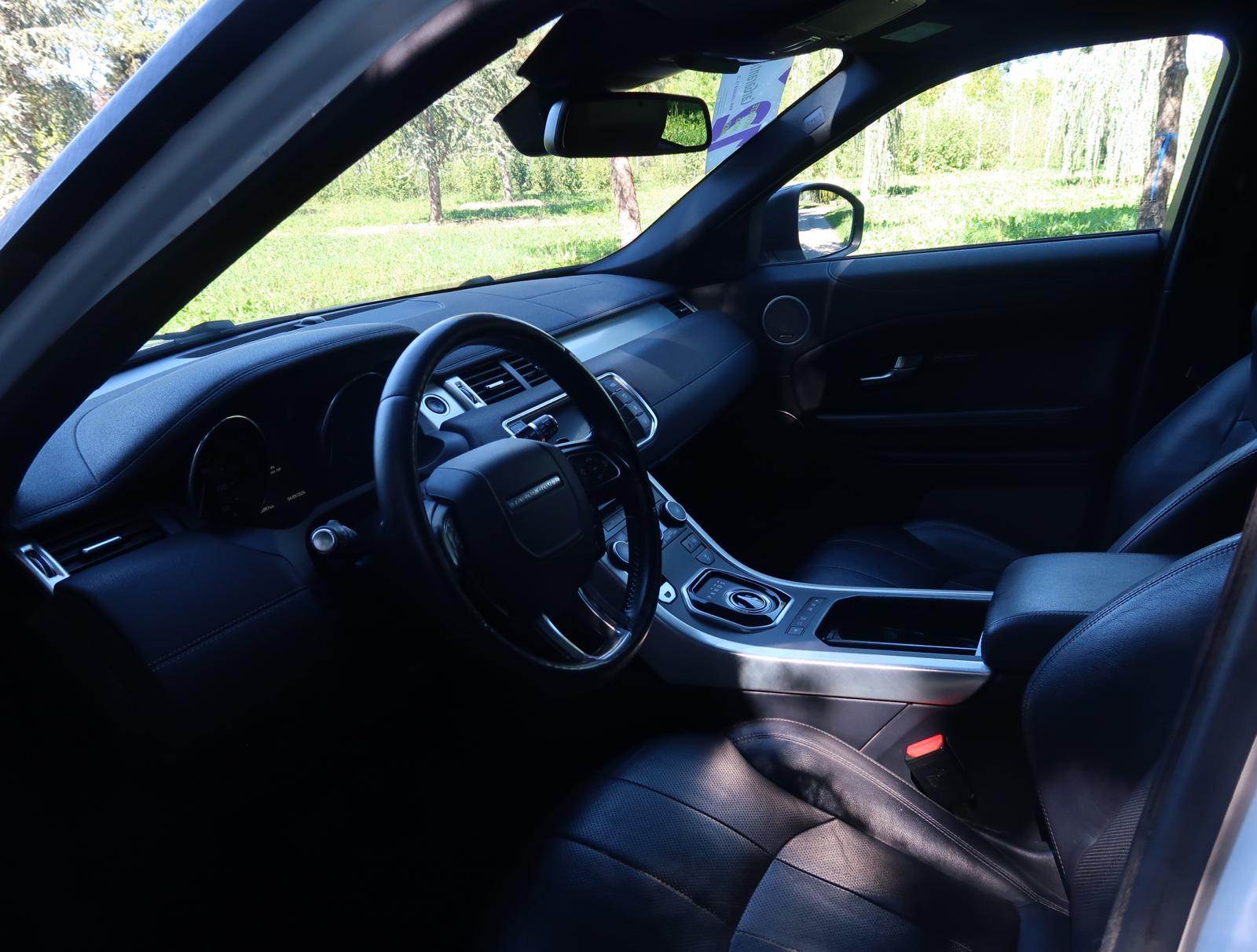 LAND ROVER Evoque 2.0 TD4 SE Dynamic AT9-image-10